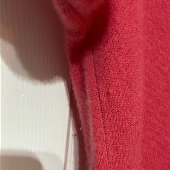 Tahari 100% Cashmere Long Sleeve Top - Picture 6 of 6